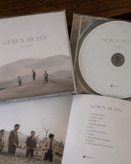 review lagu Gurun Hujan Juicy Luicy analisis lirik dan aransemen