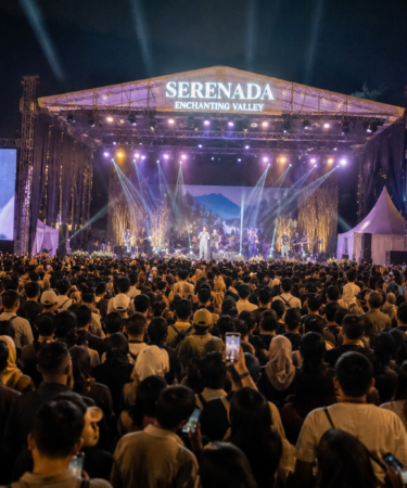 konser SERENADA Enchanting Valley panggung utama