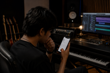 layar ponsel menampilkan akun kosong sebagai strategi marketing musisi