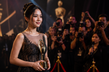 penyanyi pendatang baru nominasi penghargaan musik di panggung