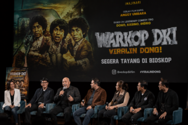 Indro Warkop dalam lagu Dan Aku Rindu Indro Warkop