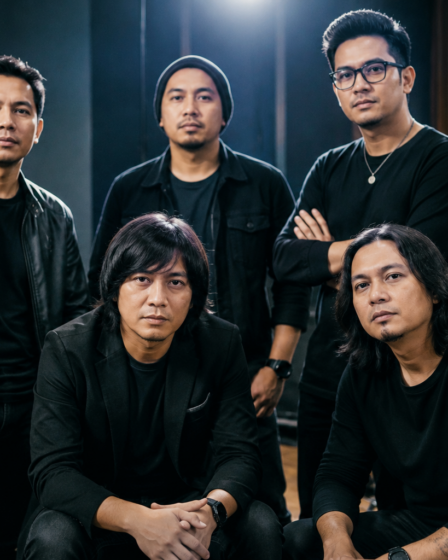 Penampilan Padi Reborn di atas panggung saat membawakan lagu-lagu populer.