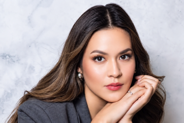 Raisa Konsistensi Berkarya saat tampil dalam konser musik di Indonesia