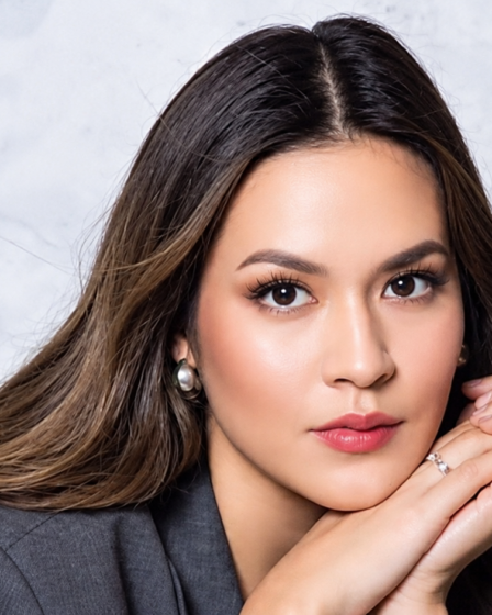 Raisa Konsistensi Berkarya saat tampil dalam konser musik di Indonesia