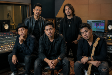 Padi Reborn merupakan band pop rock Indonesia yang tetap konsisten berkarya dengan lagu-lagu populer dan penampilan panggung yang selalu dinantikan penggemarnya.