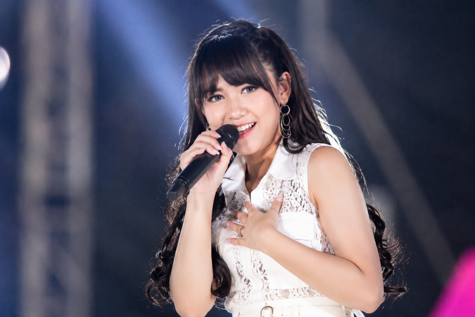Happy Asmara sebagai ikon musik pop Jawa Indonesia