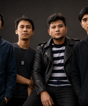 Sheila On 7 tampil di atas panggung sebagai band Indonesia yang lagunya dicintai lintas generasi
